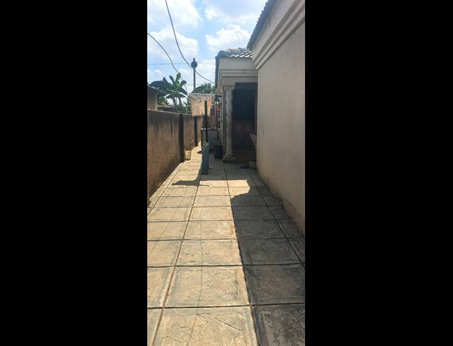 4 BEDROOM FREESTANDING FOR SALE IN SOSHANGUVE SOUTH EXT 2